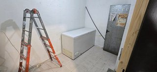 Local comercial en venta en Ambroz en Madrid