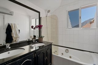 Dúplex en venta en Lomas de Marbella Club - Puente Romano en Marbella