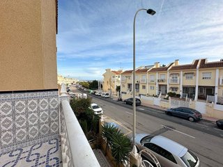 Casa pareada en alquiler en Nueva Torrevieja - Aguas Nuevas en Torrevieja