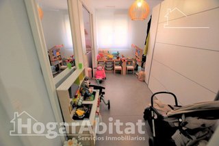 Piso en venta en Torrefiel en Valencia