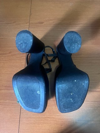 Zapatos Bershka plataforma negros talla 37