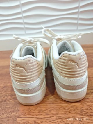 Puma Slipstream Talla 42 Beige/Blanco