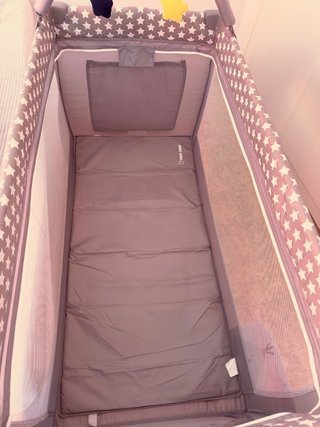Cuna de viaje plegable