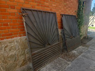 2 Puertas Hierro Exterior 142x180