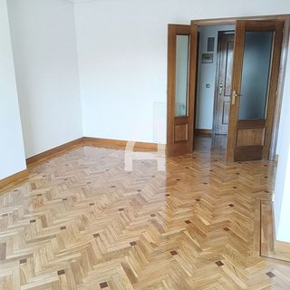Piso en alquiler en Adelfas en Madrid