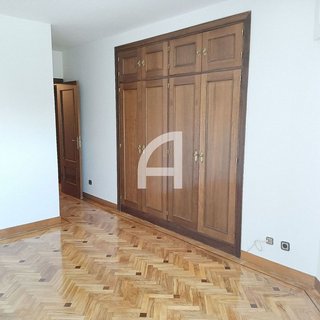 Piso en alquiler en Adelfas en Madrid