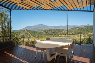Chalet en alquiler en El Padrón - El Velerín - Voladilla en Estepona