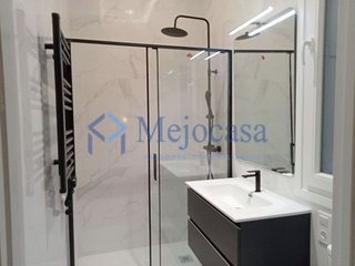 Piso en venta en Ibiza en Madrid