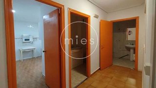 Local comercial en venta en Zona Avenida al Vedat en Torrent