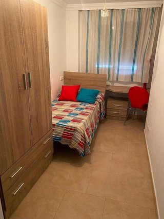 Piso en alquiler en Gamarra - La Trinidad en Málaga