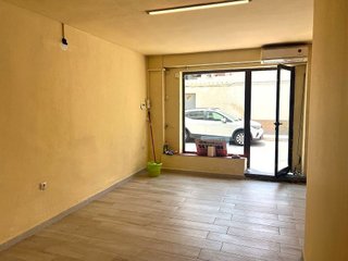 Local comercial en alquiler en Zona Puerto Deportivo en Fuengirola