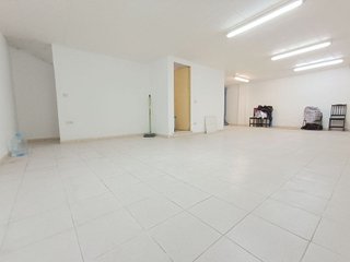 Local comercial en venta en Artigas - Llefià en Badalona