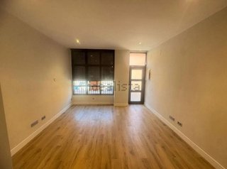Piso en venta en San Juan Bautista en Madrid