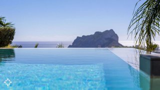 Chalet en alquiler en La Fustera en Benissa
