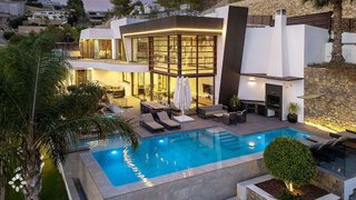 Chalet en alquiler en La Fustera en Benissa