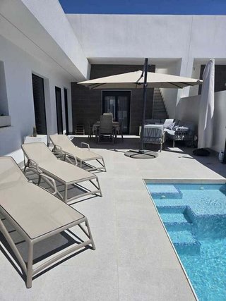 Casa adosada en venta en Centro en Alcazares, Los