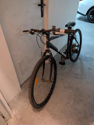 Bicicleta de Montaña Btwin Negra