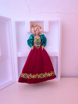 Barbie Porcelana Royal Jewels Collection Holiday
