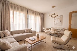 Piso en venta en Parque Ayala - Jardín de la Abadía - Huelín en Málaga