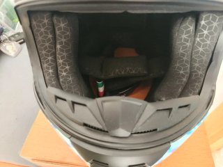 Casco integral para niño/a nuevo