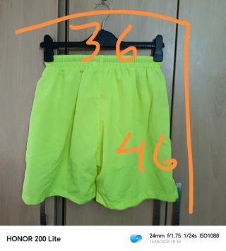 Pantalones cortos Adidas verdes y negros