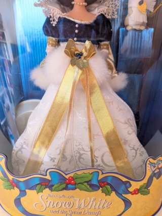 Muñeca Mattel Disney Snow White Holiday Princess