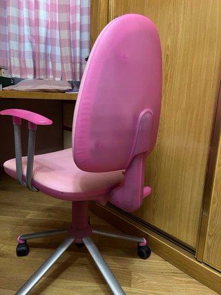 Silla de oficina rosa