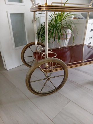 Solo  hoy carrito camarera