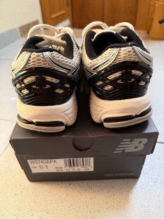 New Balance 1906 Unisex Negro/Plata