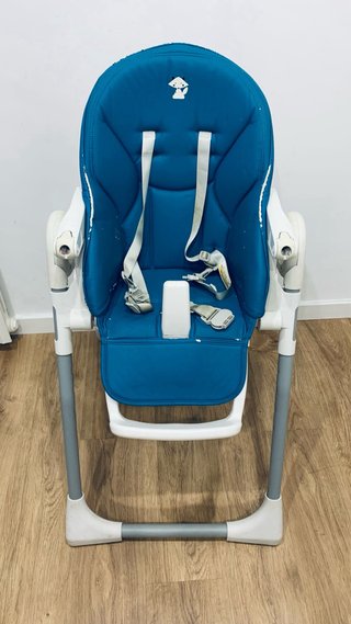 Trona bebé azul y blanca