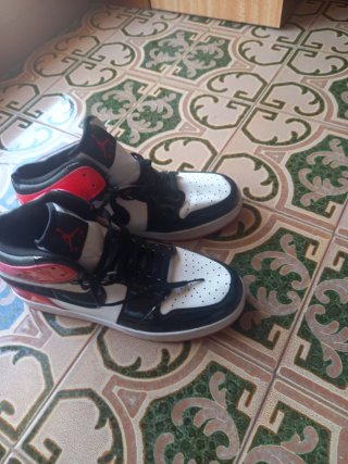 Scarpe Nike Air Jordan 1 Mid