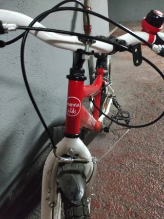 Bicicleta Moma Talla 18 Roja