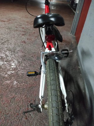 Bicicleta Moma Talla 18 Roja