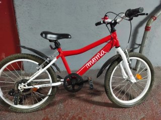 Bicicleta Moma Talla 18 Roja