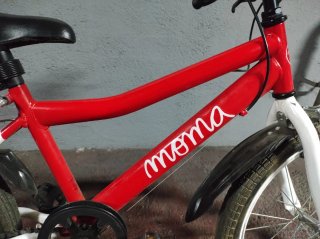 Bicicleta Moma Talla 18 Roja