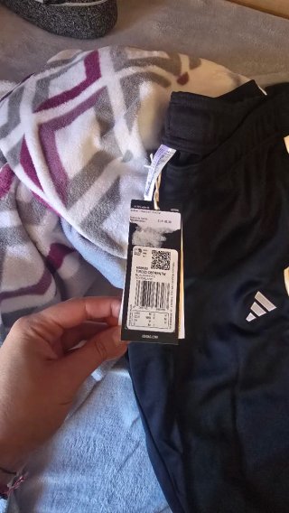 Pantalón Adidas Mujer Talla M con etiqueta