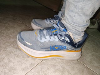 Hoka azul