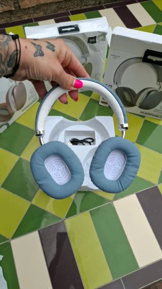Auriculares Inalámbricos Stereo Hi-Fi,  3 colores