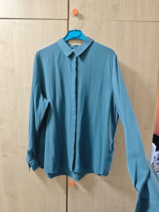 Blusa H&M Azul Verdoso Fluida Talla M