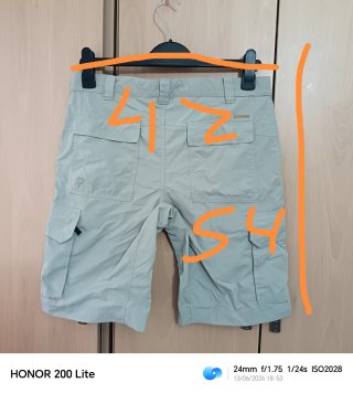 Pantalones cortos cargo beige