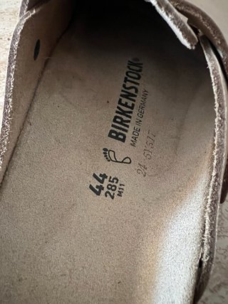 Zuecos nuevos Birkenstock beige Talla 44