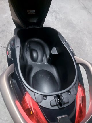 Asiento Piaggio Medley 125 Marrón