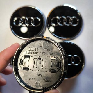 TAPABUJES AUDI 61mm NEGRO - EMBLEMA LLANTAS AUDI