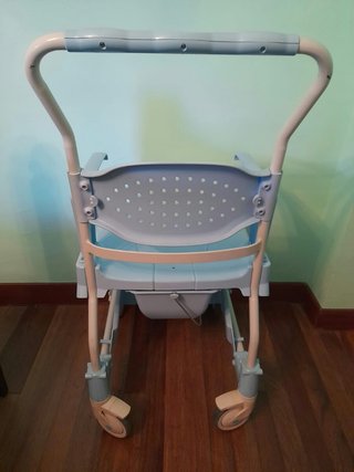 Silla de ducha Moem azul y blanca