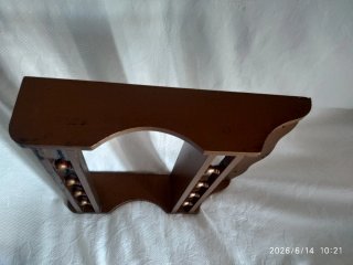 Estantería de madera para especias