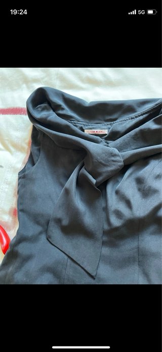 Vestido de seda negro