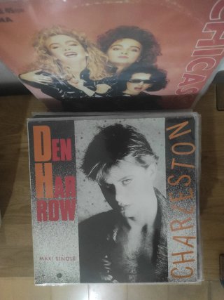 Maxi Single 4 x 24 euros