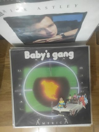 Maxi Single 4 x 24 euros