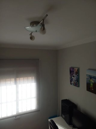 Lámpara de techo plata y blanco