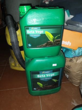 Beta Vege 10L Fertilizante Vegetativo
